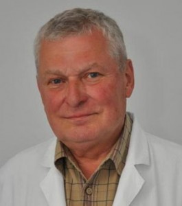 Dr Hubert Topinka